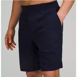 Lululemon Mens Navy T.H.E. Short 9” Linerless XL